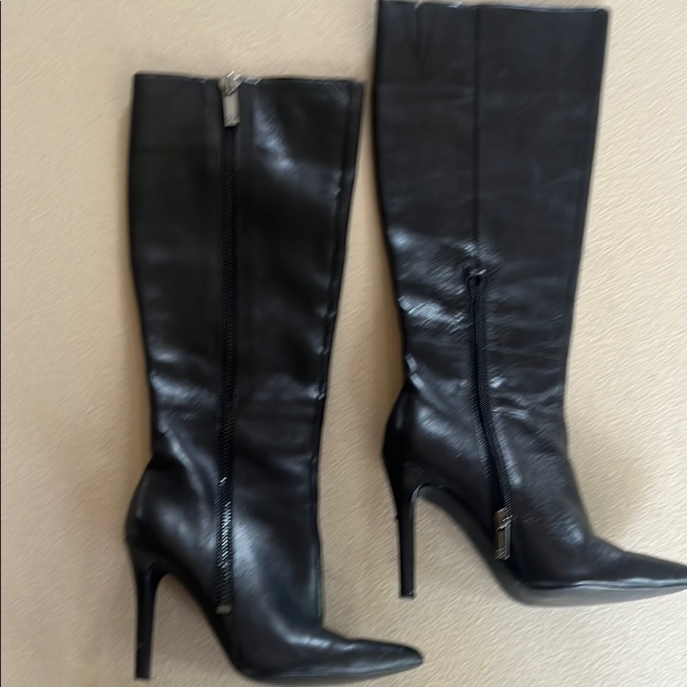 Jessica Simpson Black Heeled Boots Classic Design